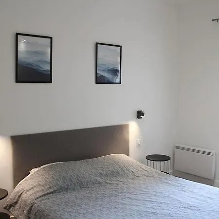 Aix Les Bains 2p Standing 40m2 Avec Jardin, Parking, Proche Thermes 艾克斯莱班